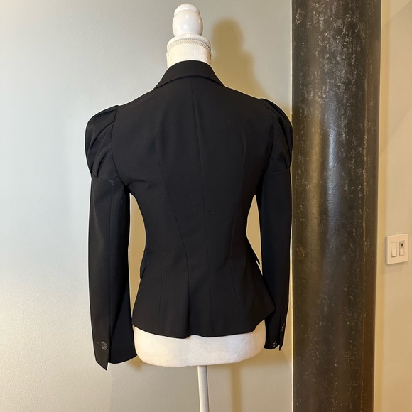 Unique Zara blazer with subtle puff sleeves, black, size M - Picture 7 of 7